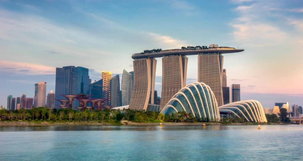 Vista de edificios en Singapur.